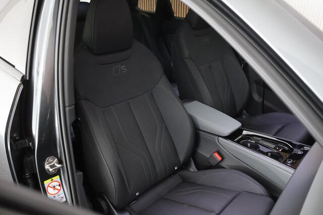 Audi Q3 1.5 272pk e-hybrid S edition Trekhaak Camera Keyless Panoramadak Stoelverwarming Virtual Cockpit Navigatie 2x S-Line