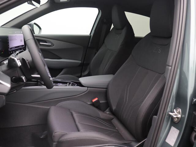 Audi Q3 Sportback 1.5 e-hybrid S edition 272PK S-Tronic SOH 100% Panoramadak, Trekhaak, Achteruitrijcamera, Stoel-Stuurverwarming, 20" LM Velgen, LED Plus, Elektr. Achterklep