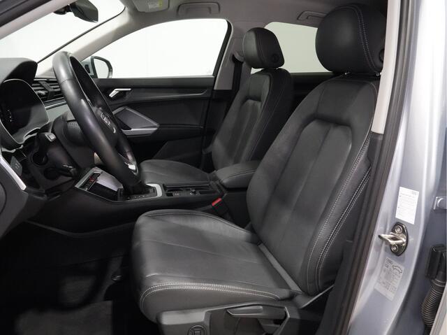 Audi Q3 Sportback 45 TFSI e 245pk Business Edition Navigatie Bluetooth ACC Trekhaak Clima Pdc Led Stoelverwarming