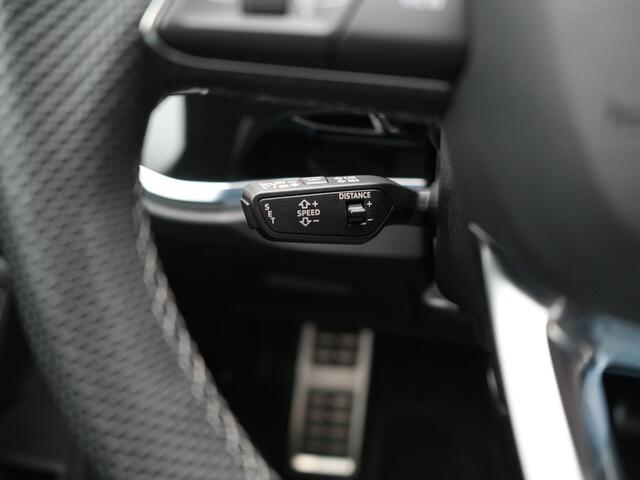 Audi Q3 Sportback 45 TFSI e 2x S Line PHEV 245pk Dealer O.H | Adaptive Cruise | Camera | Blis | Matrix LED | Sportstoelen Verwarmd | Sfeerverlichting | Navigatie | DAB | 20"L.M | Virtual | Plug In Hybrid |