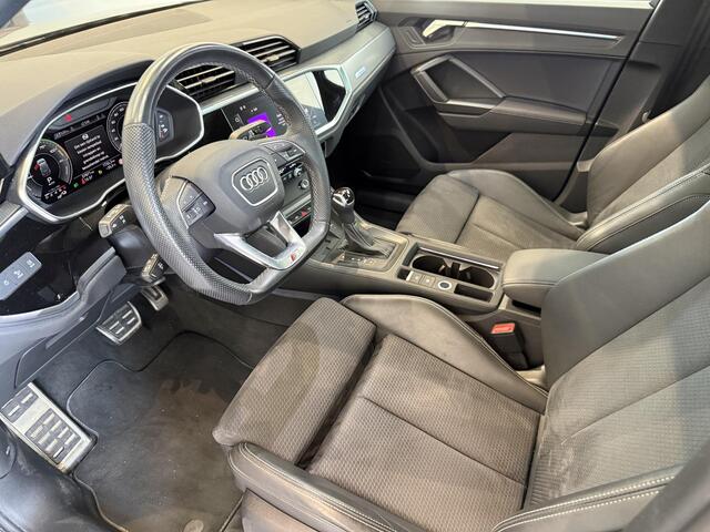 Audi Q3 45 TFSI e S edition | Pano | Trekhaak | 20 Inch 'Black' | Elekt. voorstoelen geheugen | 360 Camera | Verlengde garantie | Apple Carplay / Android Auto