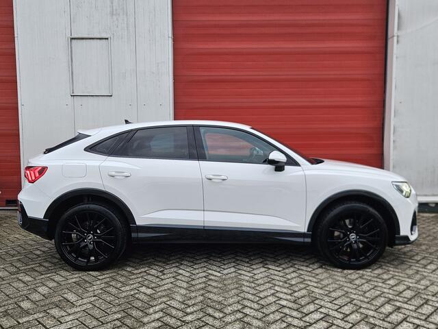 Audi Q3 Sportback 45 TFSI e S-Line | ACC | Camera | Carplay Rijklaar inclusief 1 jaar BOVAG garantie!