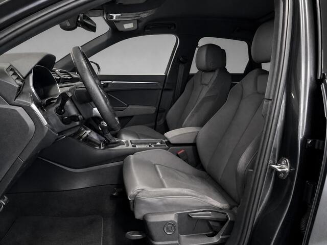 Audi Q3 45 TFSIe 245pk S edition · Trekhaak Wegklapbaar · 360 Camera · Lederen Bekleding · Adaptive Cruise Control · Apple/Android Car Play · Elek. Achterklep · Keyless · 19'' Inch ·