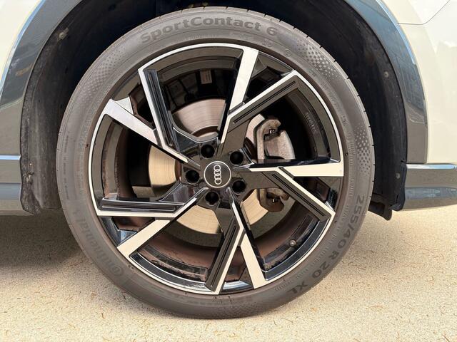 Audi Q3 Sportback 45 TFSI e 245Pk S Edition / Keyless / 20'' LMV / PDC V+A