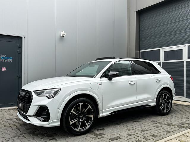 Audi Q3 45 TFSI e 3x S-Line 245PK | Pano | Keyless | Camera | Matrix | ACC | Lane | 1e eig