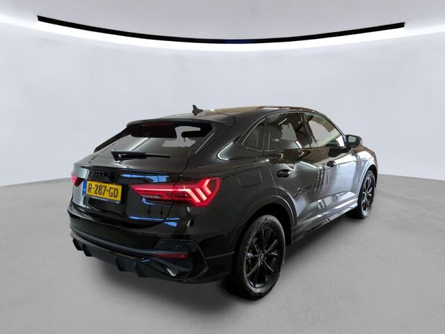 Audi Q3 Sportback 35 TFSI S Edition Panoramadak, Camera, Carplay WM