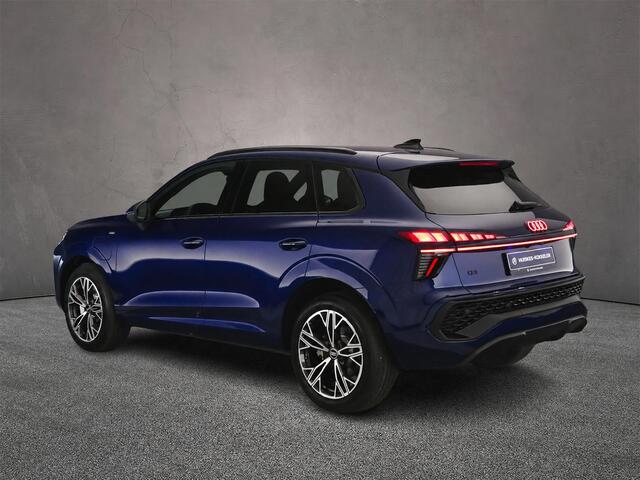 Audi Q3 1.5 e-hybrid 272PK S edition | Privacy-Glas | LED | Techpakket-Plus | 19-Inch | Stoelverwarming | Zwart-Optiek |