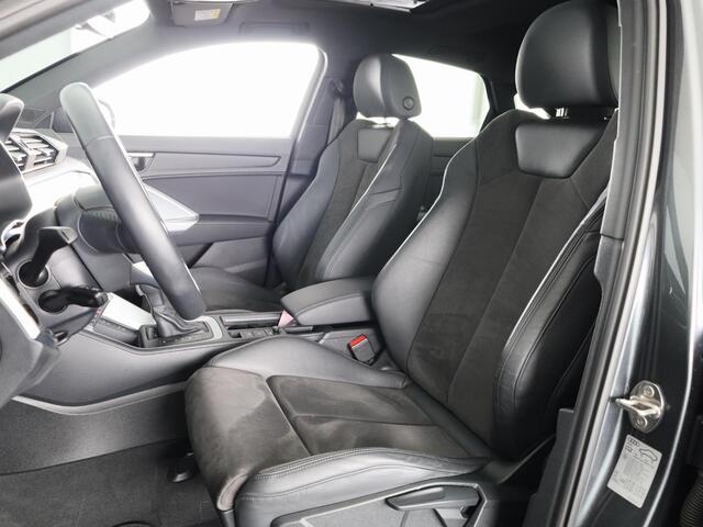 Audi Q3 Sportback 45 TFSI e S Edition 245pk | Panoramadak | Navigatie | Stoelverwarming | Afgevlakt stuurwiel | Parkeercamera