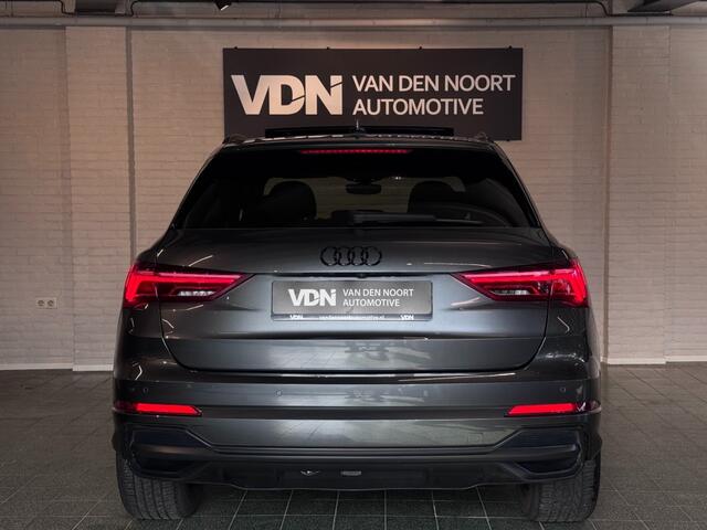 Audi Q3 35 TFSI S-Line Black Edition Pano Camera Leder Trekhaak 19''