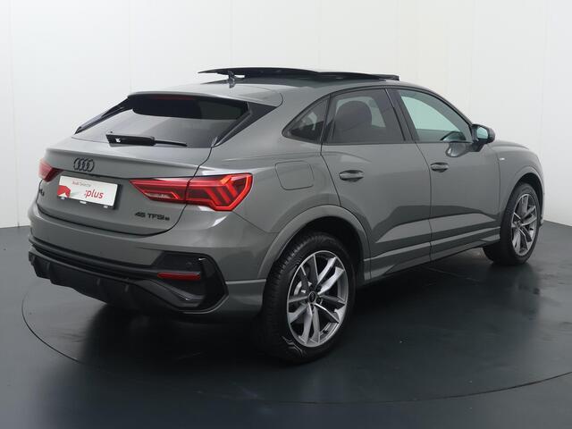 Audi Q3 Sportback 45 TFSI e S Edition | 245 PK | SoH 94% | Panoramadak | Stoelverwarming | Adaptive cruise control | Achteruitrijcamera | Dodehoek detectie |