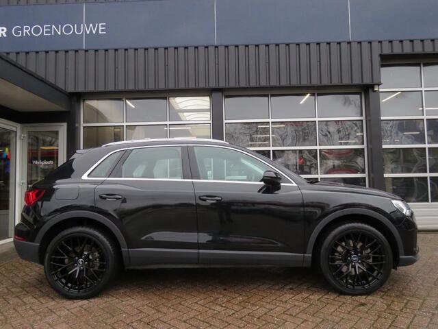 Audi Q3 45 TFSIe 245pk EDITION / 20 Inch / Camera / Matrix Led / Keyless / Elec.achterklep BOVAG garantie