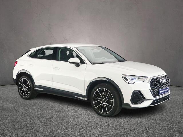 Audi Q3 Sportback 35 TFSI S Edition | Achteruitrijcamera | Elektrische achterklep | Dodehoek detectie | Cruise Control | Sportonderstel | Stoelverw
