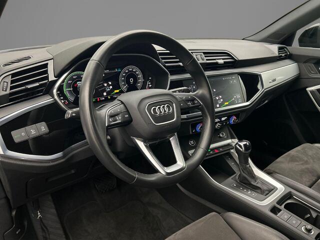 Audi Q3 Sportback 45 TFSI e S Edition | Adaptieve Cruise Control | Trekhaak | Camera | Privacy Glas | Virtual Cockpit | Stoelverwarming |