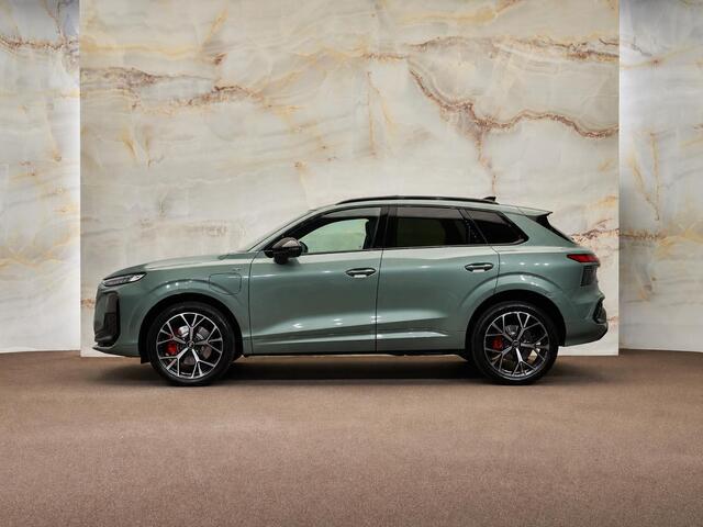 Audi Q3 E-Hybrid S Edition , pano, Tech Pro, tr.haak, 20", Sonos, LED-kopl., memory, HUD, 360 camera, ACC, privacy