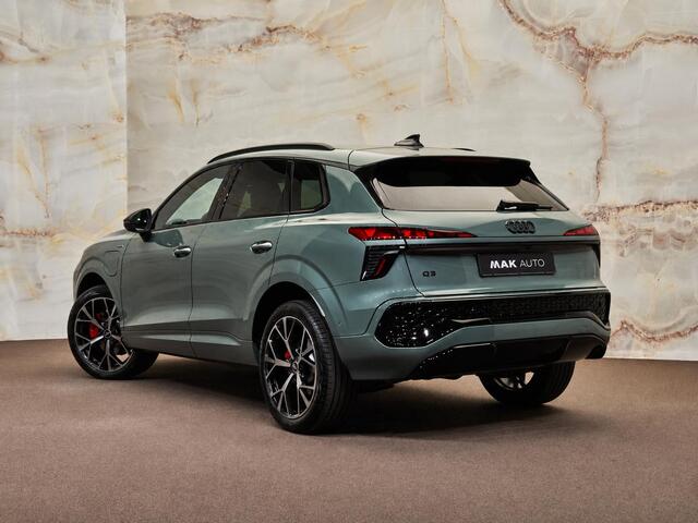 Audi Q3 E-Hybrid S Edition , pano, Tech Pro, tr.haak, 20", Sonos, LED-kopl., memory, HUD, 360 camera, ACC, privacy