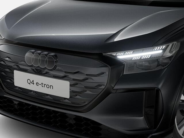 Audi Q4 S edition performance 82 kWh 286 PK · Glazen panoramadak · Trekhaak elek. wegklapbaar · Optiekpakket zwart