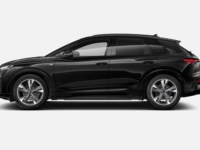 Audi Q4 S edition performance 82 kWh 286 PK · Glazen panoramadak · Trekhaak elek. wegklapbaar · Optiekpakket zwart