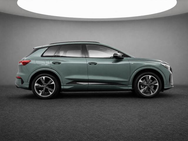 Audi Q4 S edition performance 82 kWh 286 PK · Trekhaak elek. wegklapbaar · Optiekpakket zwart · Glazen panoramadak