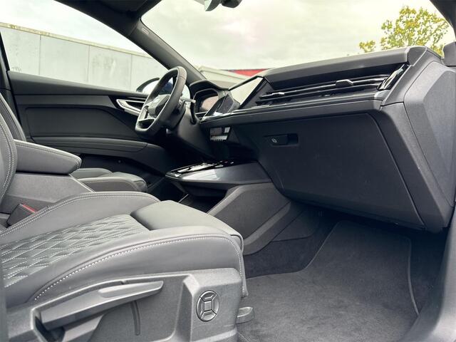 Audi Q4 Sportback e-tron 50 Quattro S Line 77 kWh 300 PK ACC Panoramadak Head-Up Trekhaak 21 Inch Camera Matrix LED