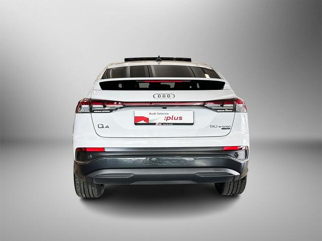 Audi Q4 Sportback e-tron 50 77 kWh 300pk Quattro / MMI navigatie plus / Comfortpakket / Matrix-led / Assistentiepakket plus