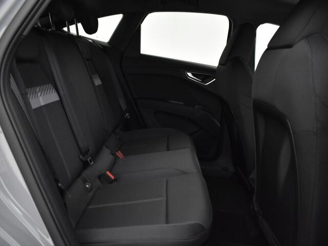 Audi Q4 Sportback e-tron Advanced edition e-tron 45 210kW/286pk 82Kwh Sport Assistentiepakket plus - Comfortpakket - Sfeerverlichting