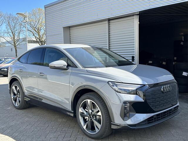 Audi Q4 Sportback e-tron Advanced edition e-tron 45 82 kWh 210 kW / 286 PK Trekhaak | Adaptieve Cruise Control | Camera |