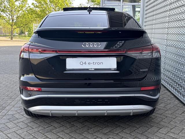 Audi Q4 Sportback e-tron S edition e-tron 45 82 kWh 210 kW / 286 PK Sportba 21" LM Velgen / Panorama dak / Afneembare Trekhaak / Quattro /