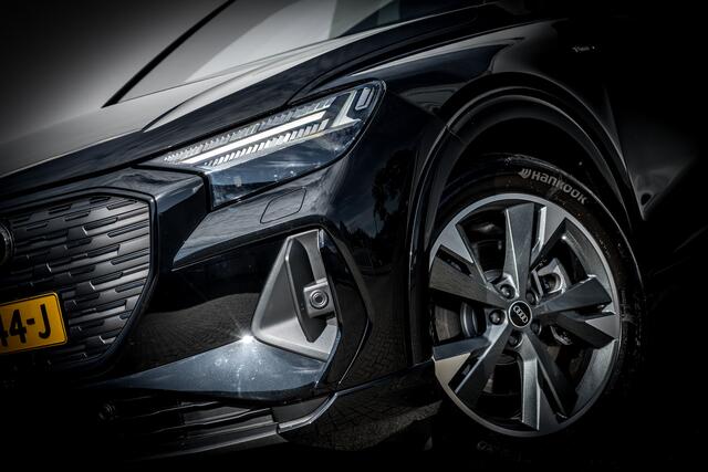 Audi Q4 Sportback e-tron 45 Quattro S Edition 82 kWh | Matrix | Panoramadak | Trekhaak | 20 inch LMV | Sportstoelen | Adapt. Cruise