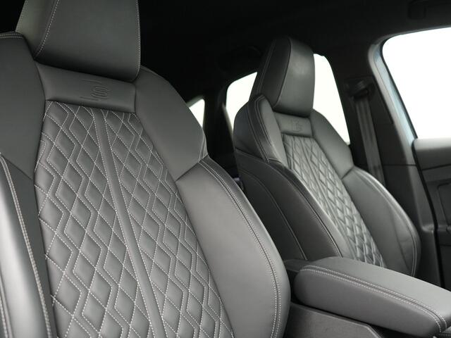Audi Q4 Sportback e-tron 40 S Line 77 kWh 204pk | Adaptive Cruise | Valcona Lederen Sportstoelen Verwarmd | 20"L.M | Apple Carplay | Keyless | Blis | Camera | Virtual | Navigatie | DAB |