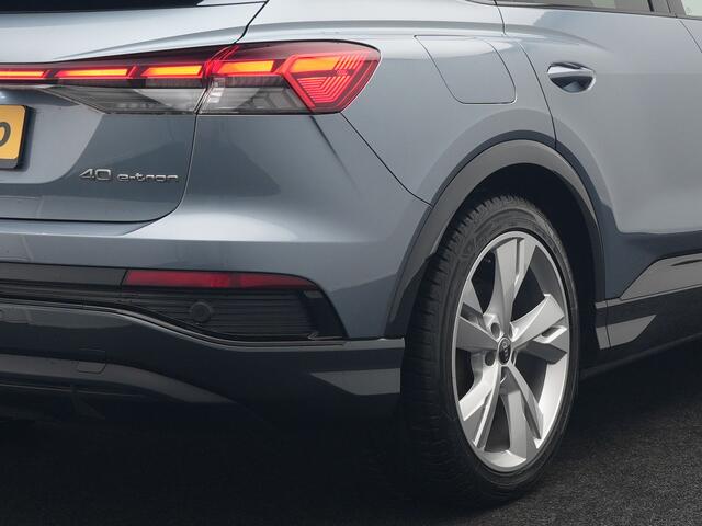 Audi Q4 Sportback e-tron 40 S Line 77 kWh 204pk | Adaptive Cruise | Valcona Lederen Sportstoelen Verwarmd | 20"L.M | Apple Carplay | Keyless | Blis | Camera | Virtual | Navigatie | DAB |