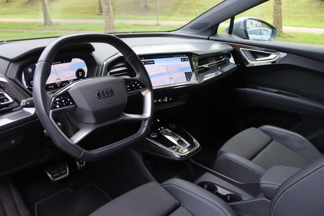 Audi Q4 Sportback e-tron 40 S edition 77 kWh S-Line/Camera/Keyless/Head-up/Elek. klep/ACC/20"/Trekhaak wegkl.
