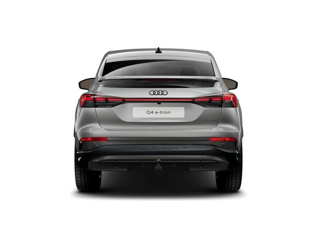 Audi Q4 Sportback e-tron 45 S edition Competition 82 kWh 286 pk | Assistentiepakket plus | Trekhaak | Ambient lichtpakket | Optiekpakket zwart plus |