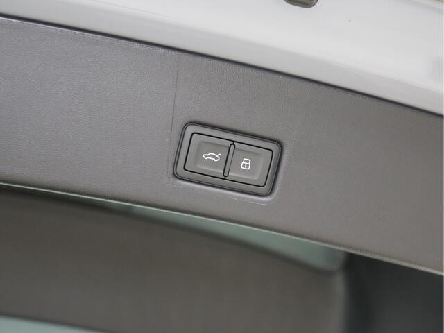 Audi Q4 Sportback e-tron 45 quattro S Edition 82 kWh 286 pk Sonos Navigatie pro 20"velgen keyless 47