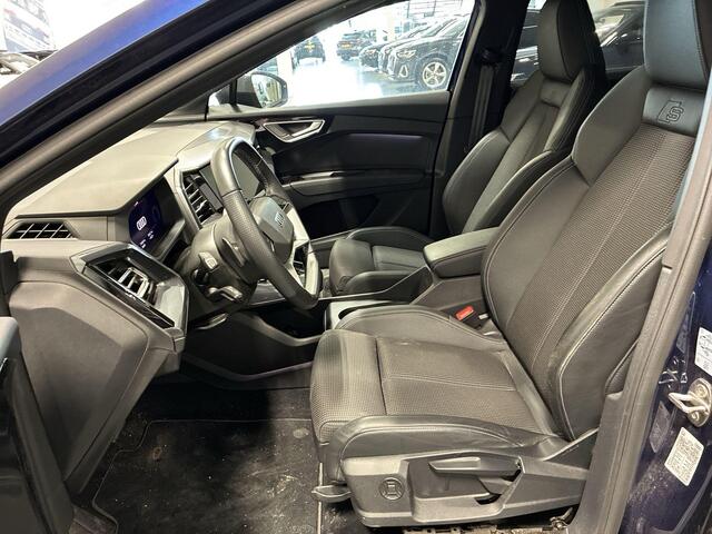 Audi Q4 Sportback e-tron 40 Launch edition S Competition 77 kWh · Camera · Apple/Android Car Play · Navigatie · Elek. Achterklep · Head-Up · 20'' Inch ·
