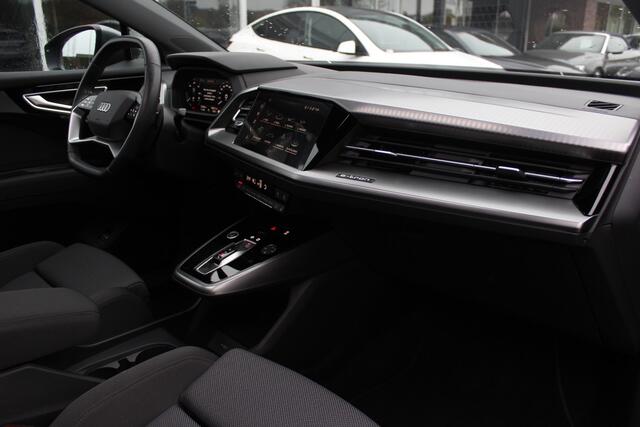 Audi Q4 Sportback e-tron 40 Launch edition Advanced 77 kWh / SOH 93,8% / CarPlay / Matrix LED / Sportstoelen / Sonos Audio / Virtual Cockpit / Parkeerhulp V+A / Intr.voorverwarming / Stoelverwarming / DAB / Cruise Control