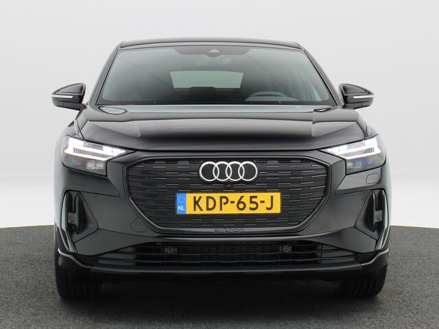 Audi Q4 Sportback e-tron 45 quattro S Edition Competition 82 kWh | Privacy glas | Trekhaak | 20 inch | Verwarmd stuurwiel | Matrix Led |