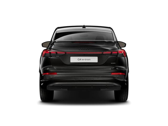 Audi Q4 Sportback e-tron 45 S edition Competition 82 kWh 286 pk | Assistentiepakket plus | Comfortpakket | Lichtpakket plus ambient light | Optiekpakket zwart plus |