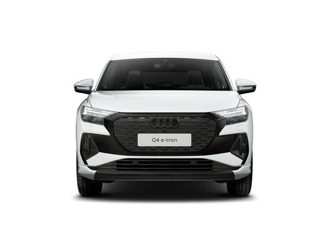 Audi Q4 Sportback e-tron 45 S edition Competition 82 kWh 286pk | Wegklapbare trekhaak | Assistentiepakket plus | Trekhaak | Ambient lichtpakket | Optiekpakket zwart plus |
