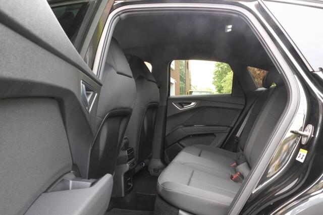 Audi Q4 Sportback e-tron 45 e-tron | Trekhaak | Advanced key |