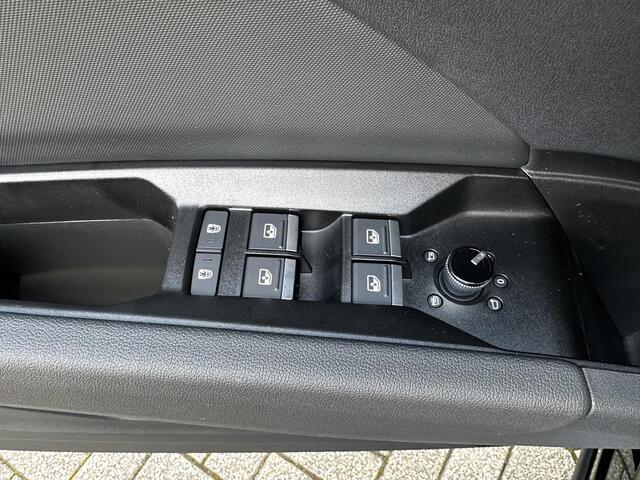 Audi Q4 Sportback e-tron S edition Competition e-tron 45 82 kWh 210 kW / 28