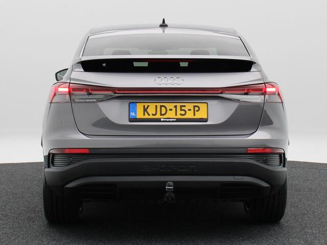 Audi Q4 Sportback e-tron 45 S Edition 82 kWh 286 Pk | Stoelverwarming | Trekhaak | Matrix LED | Adaptive Cruise | 20 Inch | 8.466 Km !!
