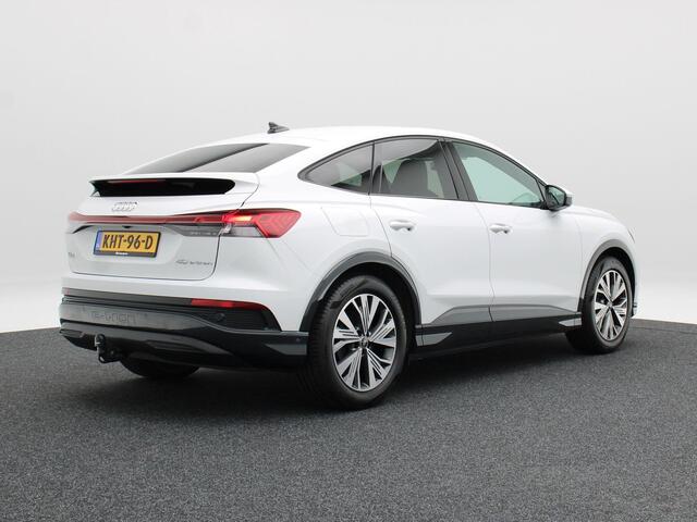 Audi Q4 Sportback e-tron 40 Advanced edition 77 kWh 204 Pk | Trekhaak | Stoelverwarming | Camera | Adaptive Cruise | CarPlay | Matrix LED | 19 Inch | 55.161 Km !!