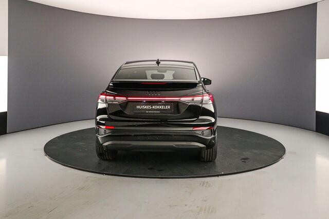 Audi Q4 Sportback e-tron 40 Advanced edition 77 kWh | Adaptieve Cruise | Apple/Android Play | Camera | Matrix LED | Comfort-pakket | Assistentie Pakket | Assistentie pakket Parking |
