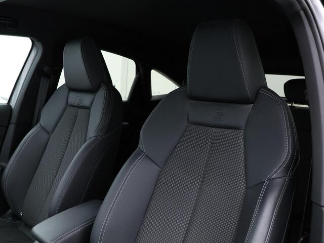 Audi Q4 Sportback e-tron 40 204pk Launch edition S Competition 77 kWh · SOH 96,2% · Camera · Apple/Android Car Play · Head-Up Display · Stoelverwarming · 21'' Inch ·