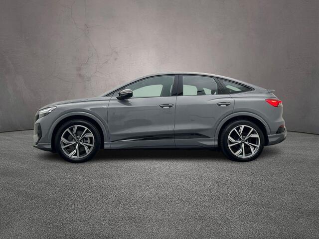 Audi Q4 Sportback e-tron 45 S Edition 82 kWh | 20-Inch | Trekhaak | Zwart-Optiek | Stoelverwarming | Matrix | Smartphone-Interface |