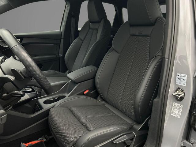 Audi Q4 Sportback e-tron 45 S Edition 82 kWh | 20-Inch | Trekhaak | Zwart-Optiek | Stoelverwarming | Matrix | Smartphone-Interface |