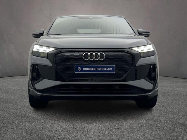 Audi Q4 Sportback e-tron 45 S Edition 82 kWh | 20-Inch | Trekhaak | Zwart-Optiek | Stoelverwarming | Matrix | Smartphone-Interface |