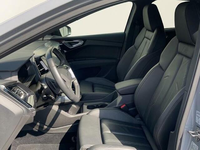 Audi Q4 Sportback e-tron 40 S edition 77 kWh 204pk | Lederen bekleding | 20 inch Lichtmetalen velgen | Parkeercamera | Matrix Led |