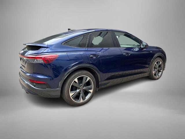 Audi Q4 Sportback e-tron 40 S edition 204 PK 77 kWh · SOH 96,3% · Panoramadak · Camera · Apple/Android Car Play · Navigatie · Head-Up Display ·