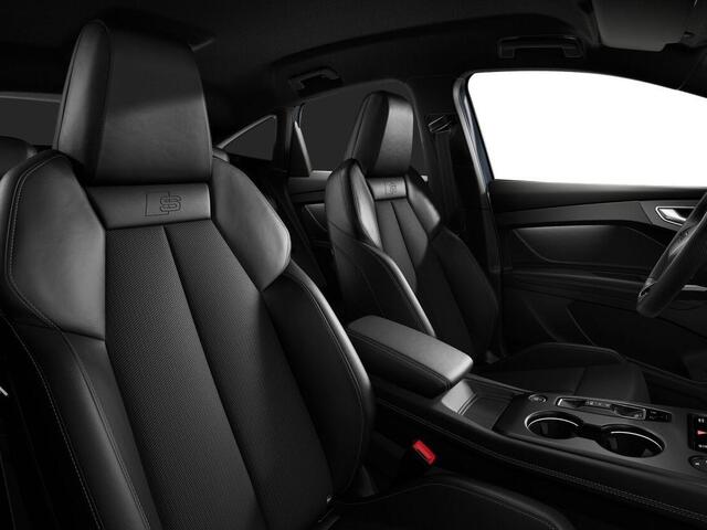 Audi Q4 Sportback S edition performance 286 PK · Trekhaak elek. wegklapbaar · Privacy glas · Lendensteunen